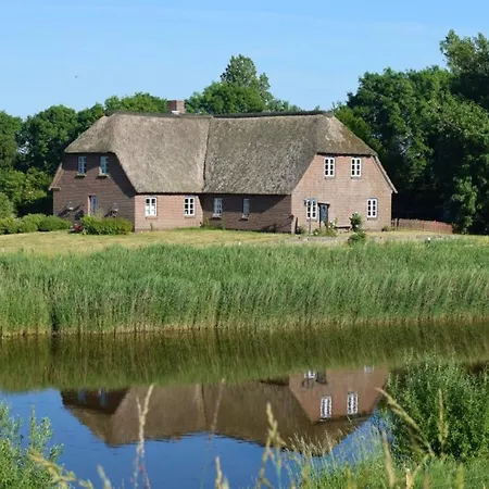 Soenke-nissen Im Reetdachhaus Bongsiel Appartement Ockholm